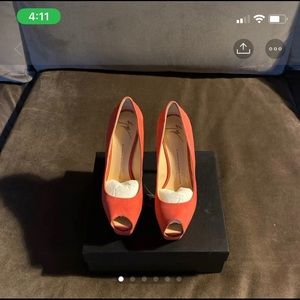 Giuseppe Zanotti Liza pump size 39.5 ( preowned)
